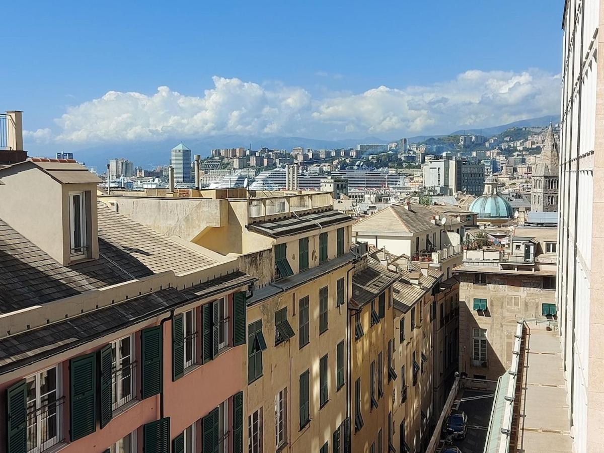 An Attic, Really Downtown 3 * Genova